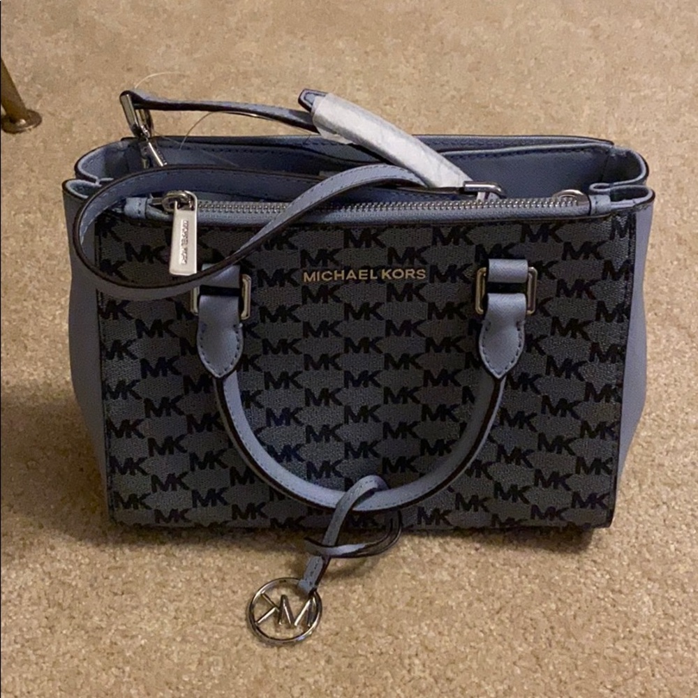 handbag w/ crossbody attachment